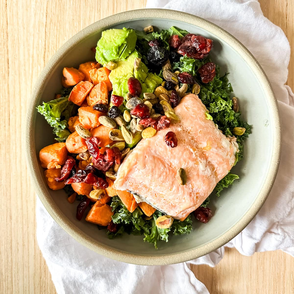 Hearty Salmon, Kale & Sweet Potato Salad: A Satisfying Harvest Meal